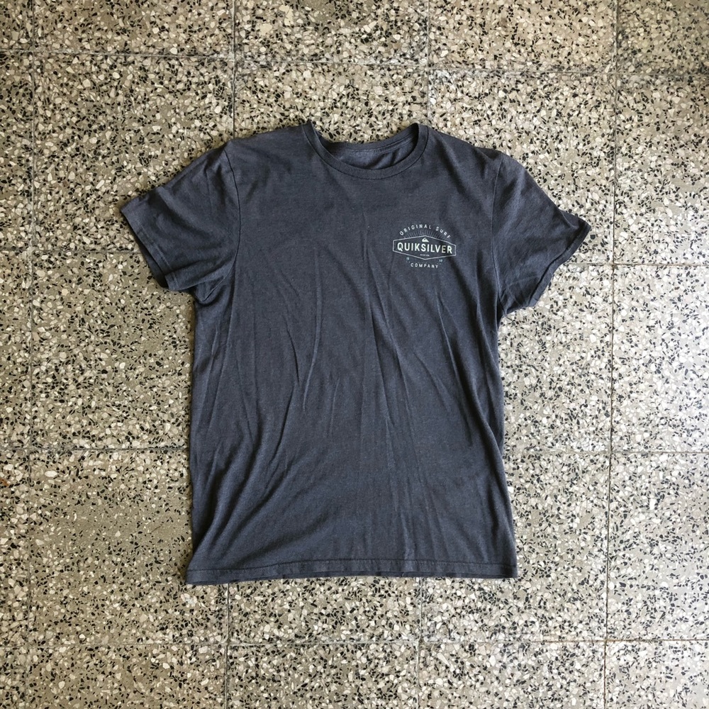 Quiksilver t-shirt size M